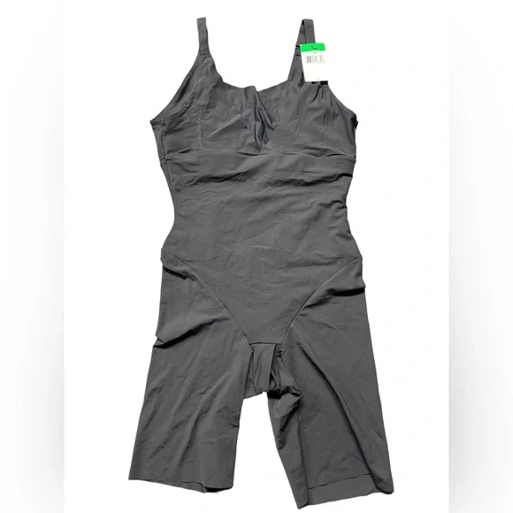 MAIDENFORM black Flexees Instant Slimmer Firm Control Singlet FL2556 NWT